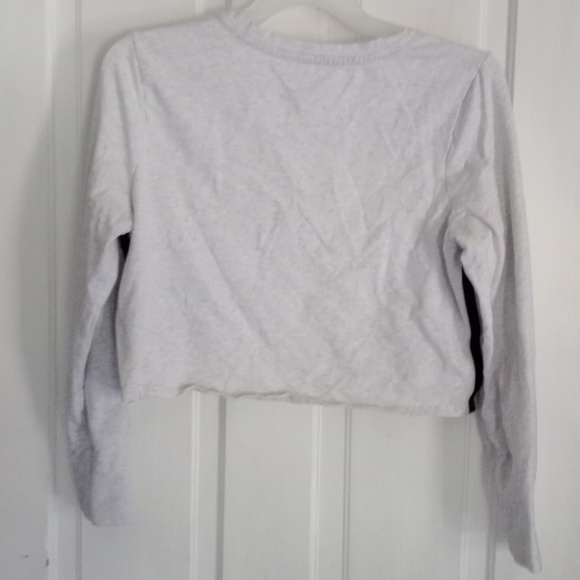 Athleta grey crop top - Picture 4 of 4